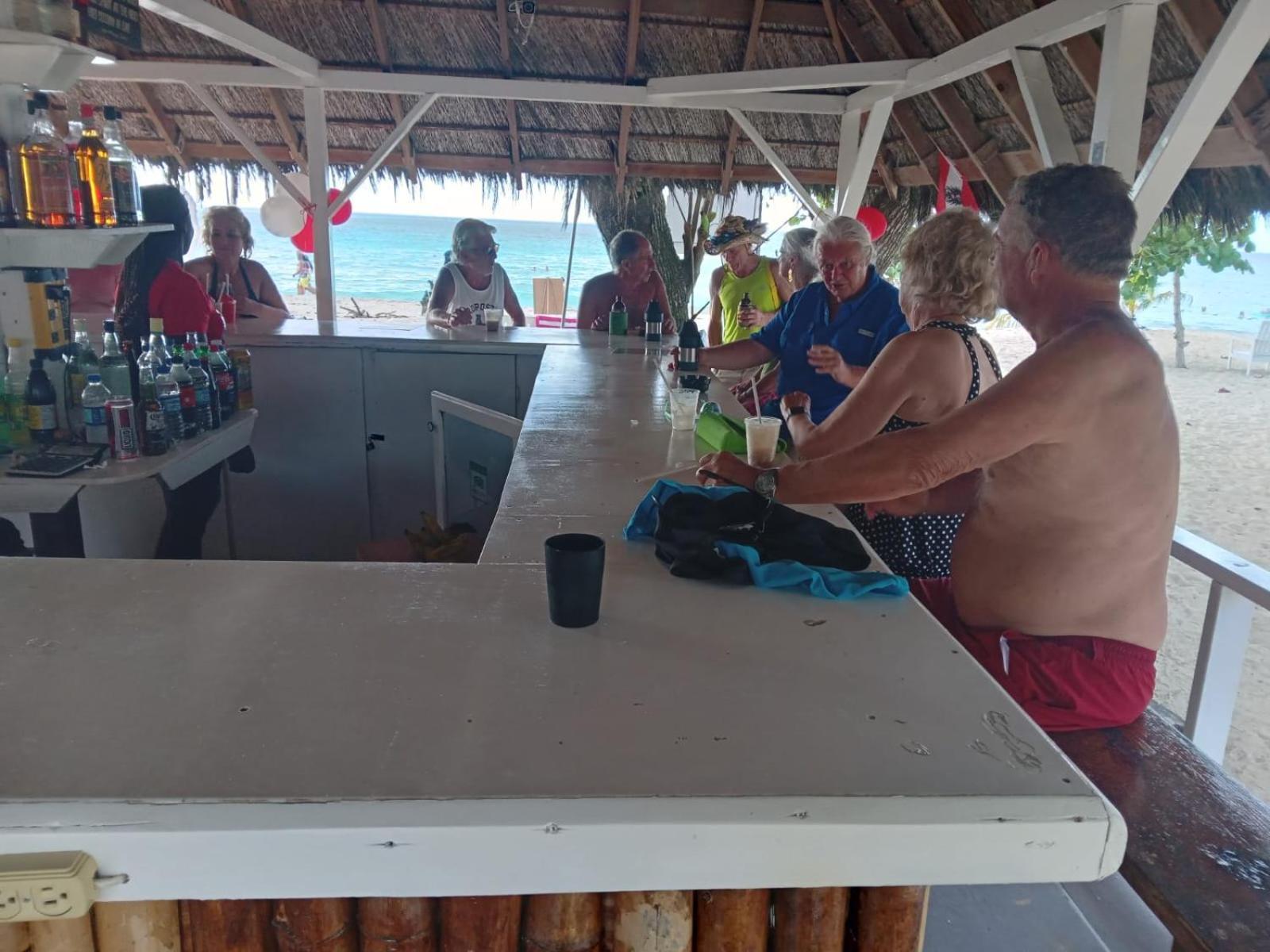 Yellow Bird Sea Negril Ngoại thất bức ảnh