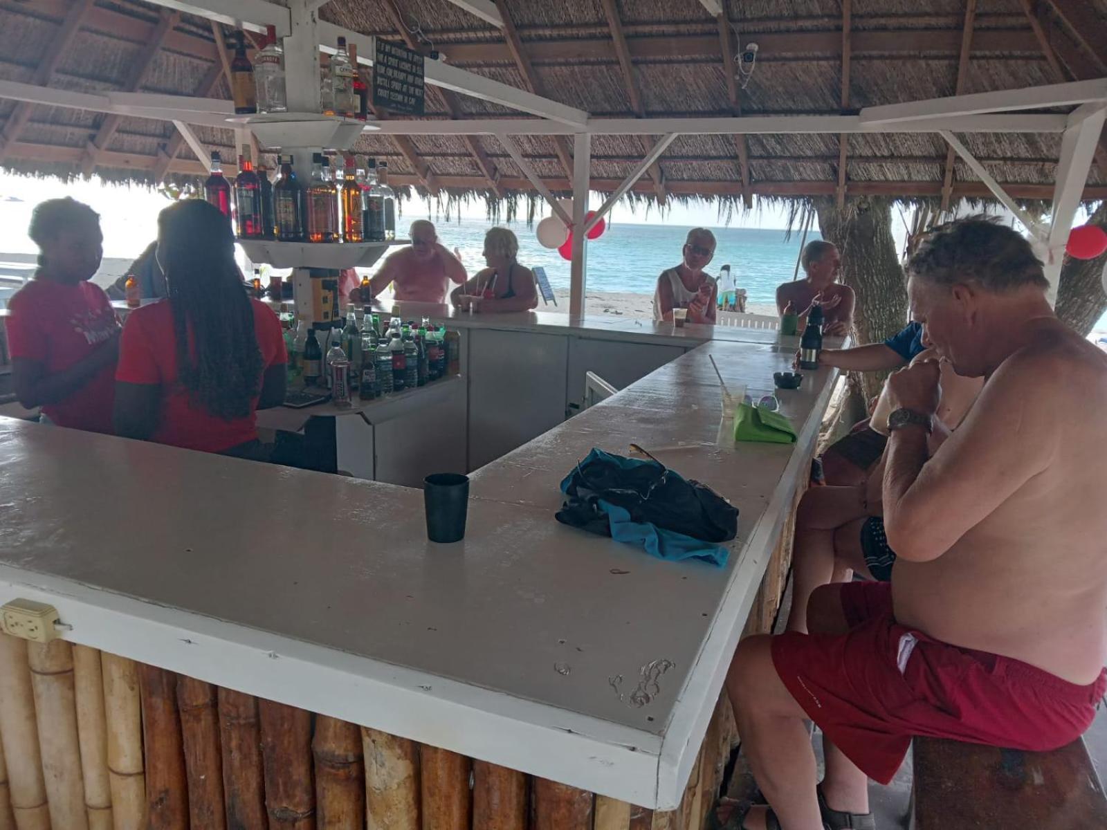 Yellow Bird Sea Negril Ngoại thất bức ảnh