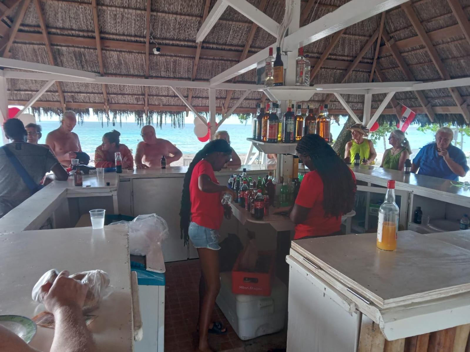 Yellow Bird Sea Negril Ngoại thất bức ảnh